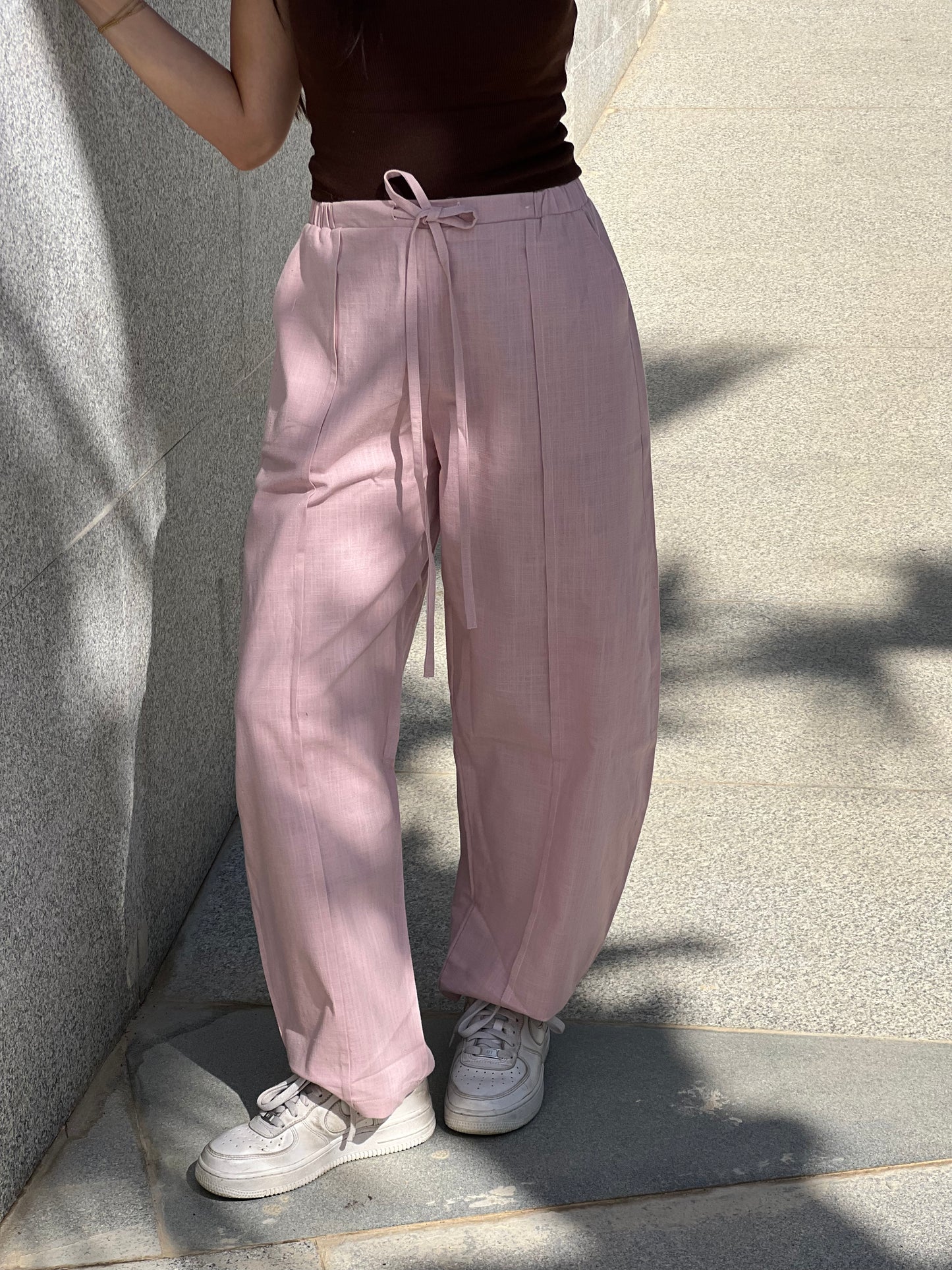 Barrel Linen Pants in Pink