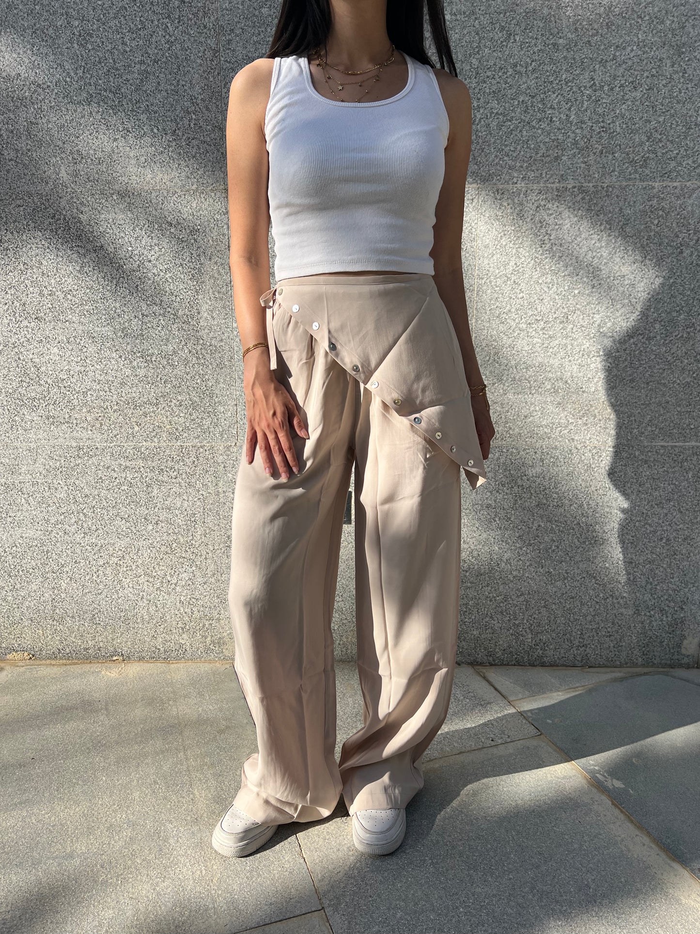 Button Wrap Seamless Pants: Beige