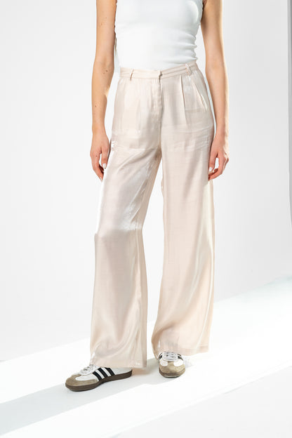 Love Me Shimmer Pants in Nude