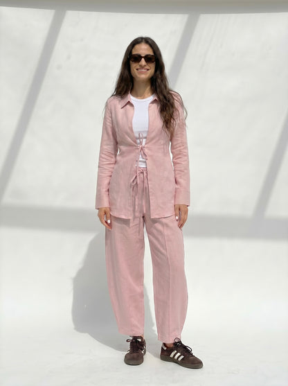 Waist-Fitted Linen Shirt in Pink