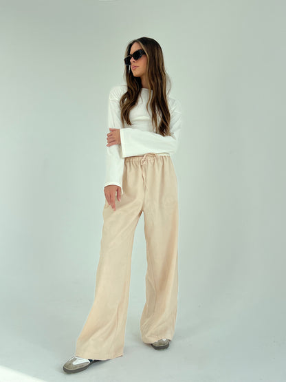 Flowered Pants in Beige