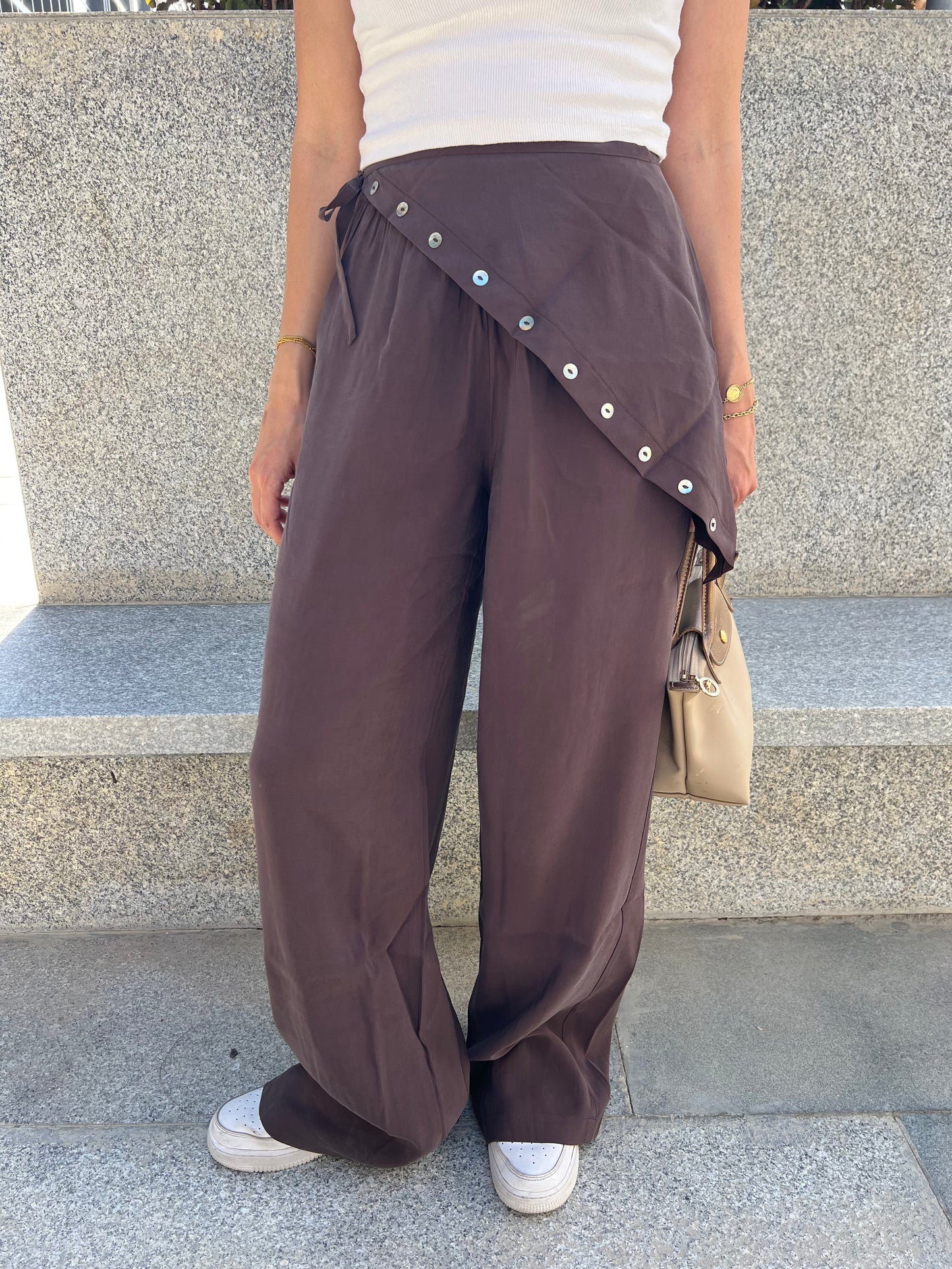 Button Wrap Seamless Pants: Brown