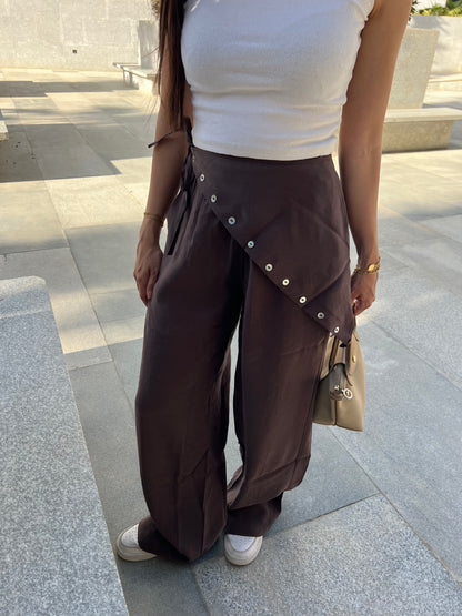 Button Wrap Seamless Pants: Brown